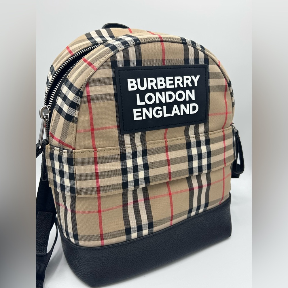 BURBERRY - Picture 2 of 13